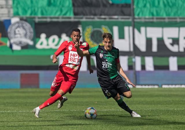 Für´ Lucas Barbosa (l.) und Co. geht es um Platz eins.