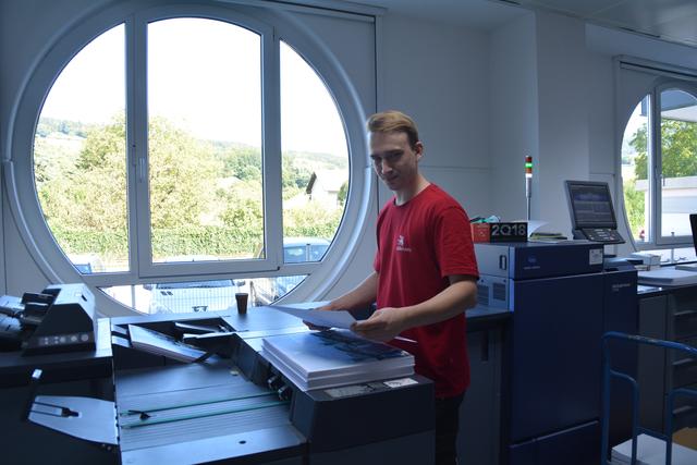 Weltmeister Christof Babinger aus Bergland bei der Arbeit in der Firma Queiser in Scheibbs. | Foto: Roland Mayr