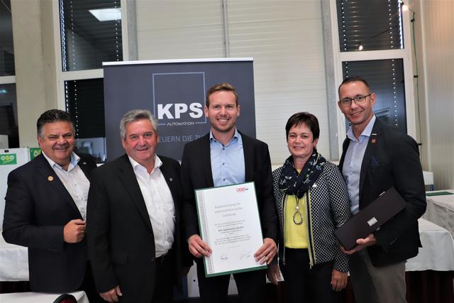 KPS-Chef Patrick Kaufmann (Bildmitte) mit Michael Hohl, Josef Niggas, Waltraud Walch und Stefan Helmreich. | Foto: Edith Ertl