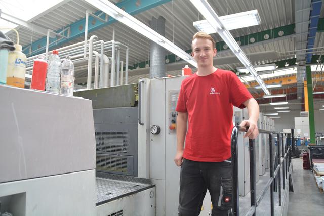Weltmeister Christof Babinger aus Bergland bei der Arbeit in der Firma Queiser in Scheibbs. | Foto: Roland Mayr