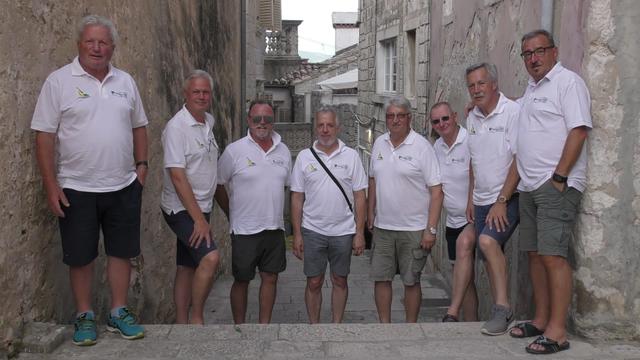 Die Crew in Korcula: Kräuter, Engl, Rindler, Schindler, Seirer, Virgolini, Suman und Hernler (v.li.)