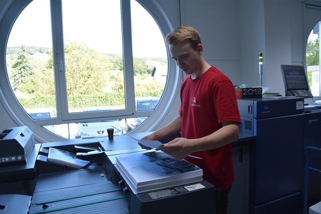 Weltmeister Christof Babinger aus Bergland bei der Arbeit in der Firma Queiser in Scheibbs. | Foto: Roland Mayr