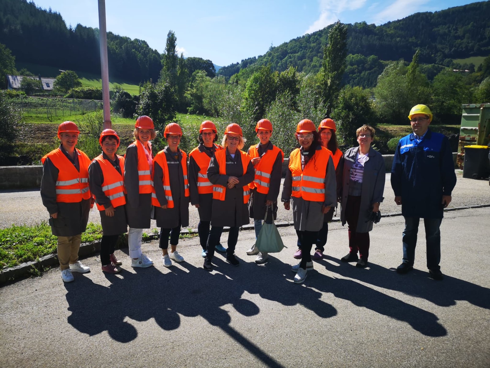 Frauen treffen in niederosterreich