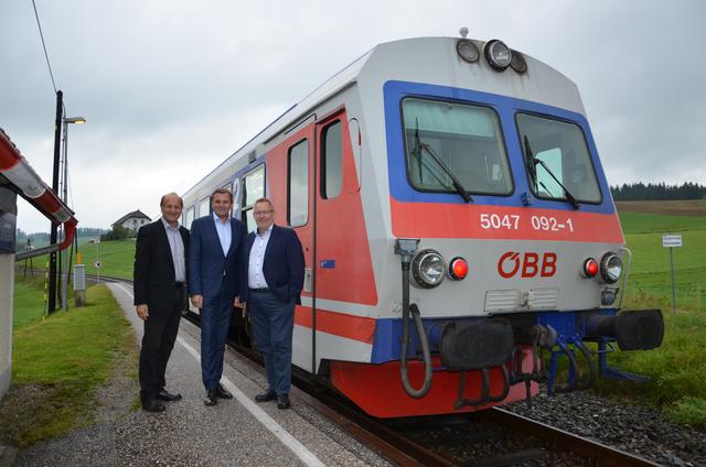Von links: Verkehrssprecher Bürgermeister Hubert Hartl, Neufelden, Geord Ecker und Klaus Falkinger, Bürgermeister von Kleinzell.