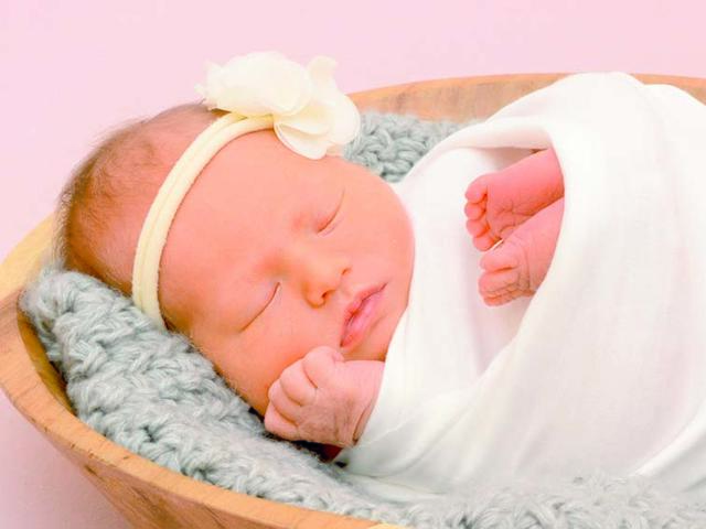 SOPHIA
- Eltern: Kerstin Kreuzer und Michael Gerold