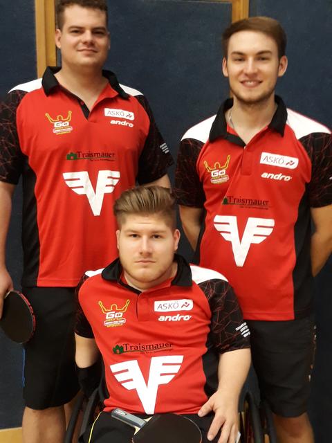 Mannschaft 1. Klasse vorne Patrick Caha, hinten von links Berger Andres und Fessl Patrick