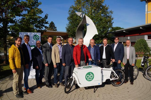 Verkehrslandesrat Anton Lang und regionale Abgeordnete und Institutionen beim Kick-Off in Voitsberg