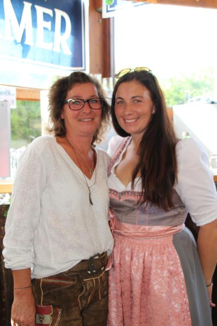 &lt;f&gt;Lustig wars:&lt;/f&gt;Rosi Krippel und Sandra Buder.