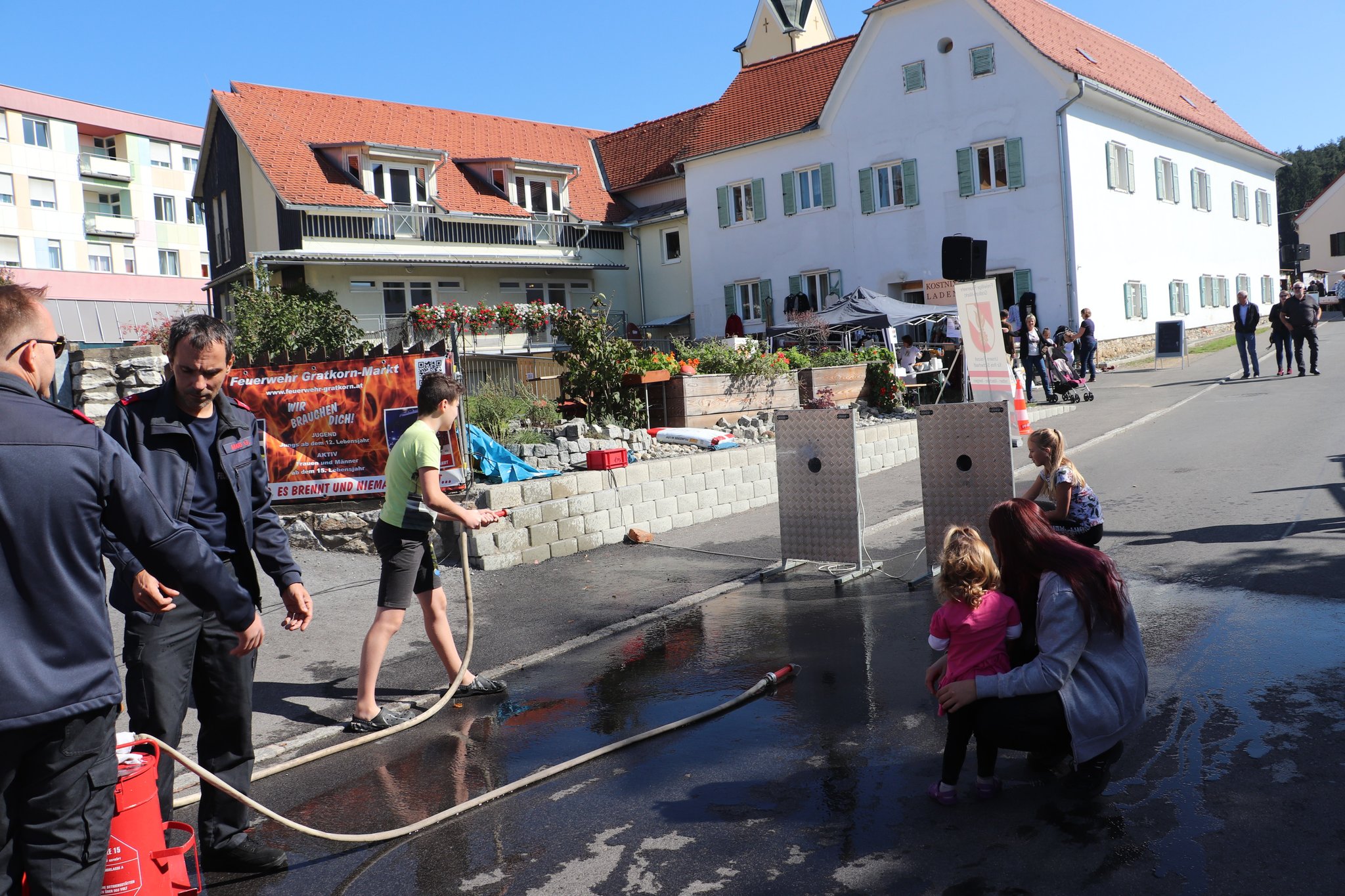 Reiche mnner kennenlernen aus stainach-prgg. Glanegg singlespeed fahrrad. Mike erotic treff. Uelzen sextreffen. Gratkorn senioren kennenlernen. Reiche mnner kennenlernen aus gamlitz. Leute aus