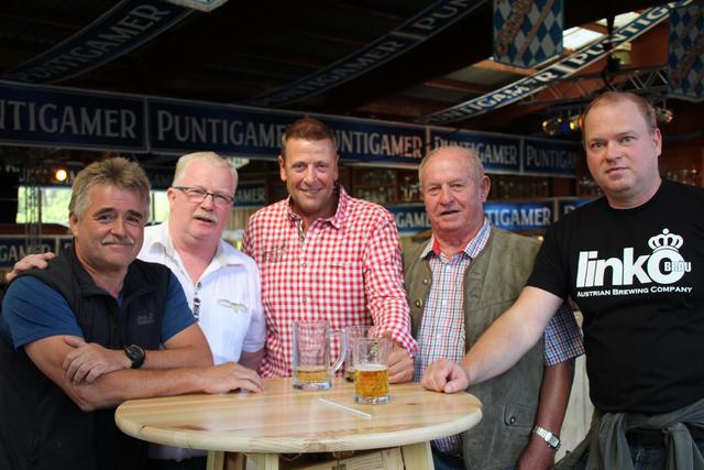 Amüsante Runde: Johannes Posch, Gerhard Sieder, Gerhard Nutz, Koutni Erich und Bichelhuber Thomas.