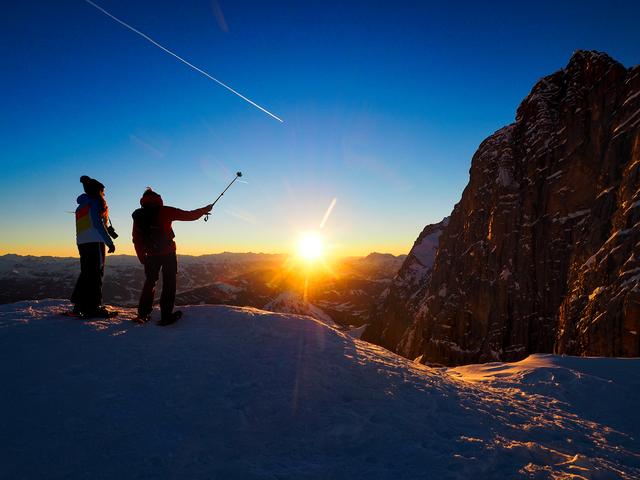 Kirchdorf in Tirol Feuerwehrfest Erpfendorf, Singles verlieben sich beim 1. bestofsingles Golfwochenende am Lrchenhof. Kirchdorf in Tirol Events ab 29.05.2020 Party, Events - Szene1