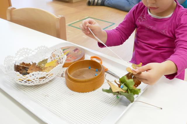 Gruppenerfahrung sammeln. | Foto: Montessori