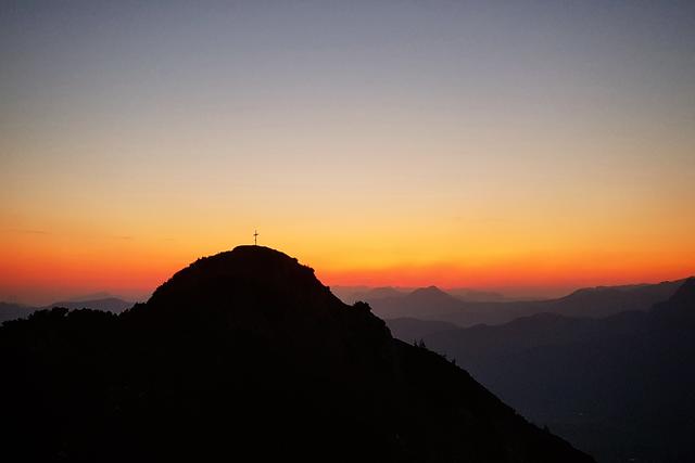 Der Schober bei Sonnenaufgang. | Foto: Laimer