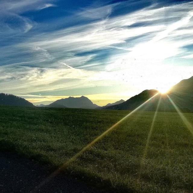 Sonnenaufgang in Weißenbach | Foto: Simone Tschiderer