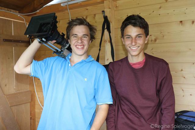 Für die Digitalisierung zuständig Andreas-Paul und Christoph.