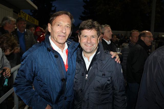 ATSV Obmann Otto Wegscheider mit dem Präsidenten des RZ Pellets WAC Dietmar Riegler (von links) | Foto: Teferle (26)