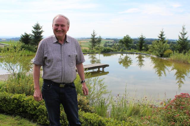 Hans Blümlinger holt Mayrhofs "Beste" vor den Vorhang. | Foto: BRS