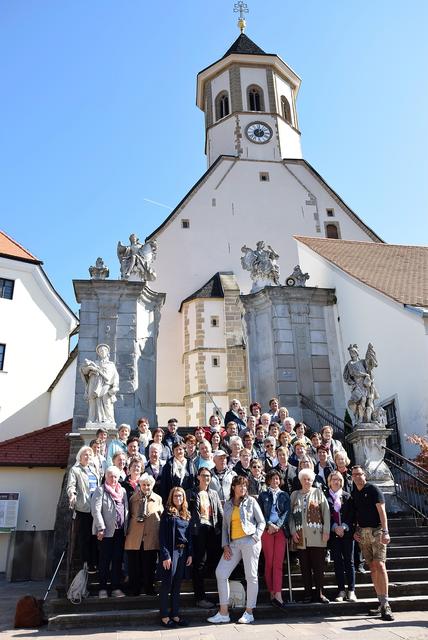 Auf den Stufen zur Basilika in Ptuj.  | Foto: Anton Barbic