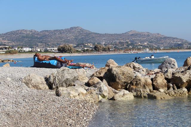 In der Sonne BRATEN.....nix für MICH...