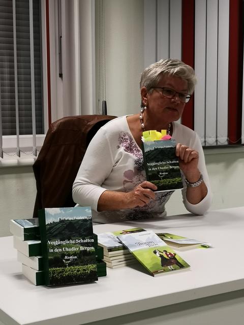 Christine Feichtinger, Autorin