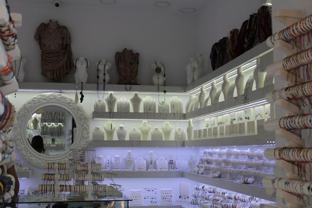 Da wird es dann schon etwas teuer..... 