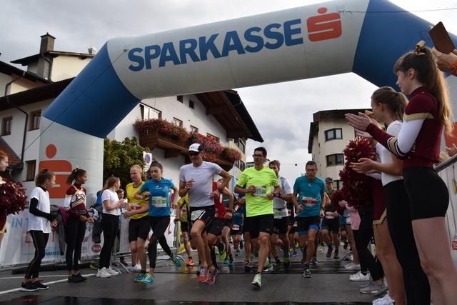 Massenstart für die 5 und 10 km-Bewerbe