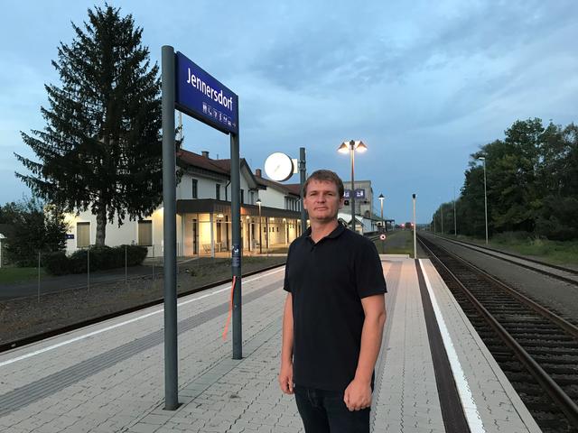 LAbg. Bernhard Hirczy fordert Verbesserungen für Bahnbenützer. | Foto: ÖVP
