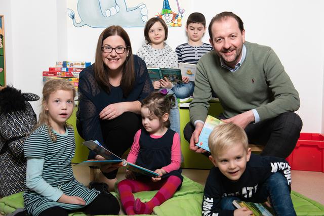 OÖ Familienbund-Geschäftsführerin Simone Schleifer und OÖ Familienbund-Landesobmann Bernhard Baier freuen sich darauf, viele Besucher in den Familienbundzentren begrüßen zu dürfen. | Foto: OÖ Familienbund/Ronald Posch