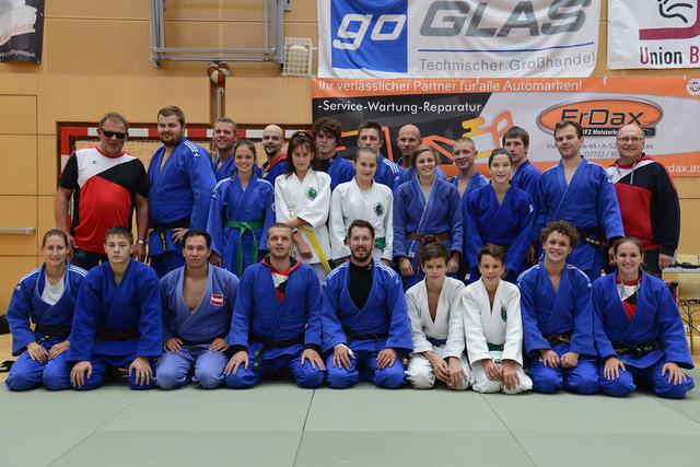 Damenteam und Herrenteam LLA des SVG | Foto: Leonfellner/Hinterreiter