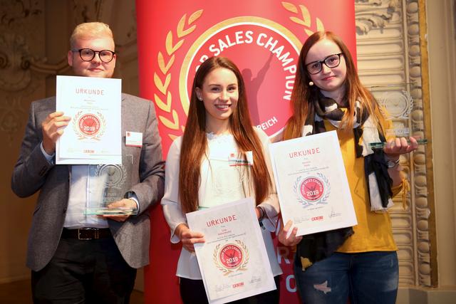 Der Drittplatzierte Maximilian Fessl aus Kematen am Innbach, Lisa Götschhofer und Kerstin Kada. (v.l.)