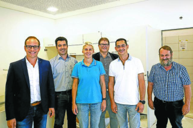 Bürgermeister Egger, Christian Längle, Patricia Tschallener, Arno Gächter, Martin Buder und Egon Berchtold.