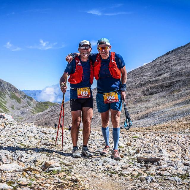 Fredl Zitzenbacher und Richard Pirngruber legten beim Transalpine Run 274 Kilometer und 16.400 Höhenmeter zurück.