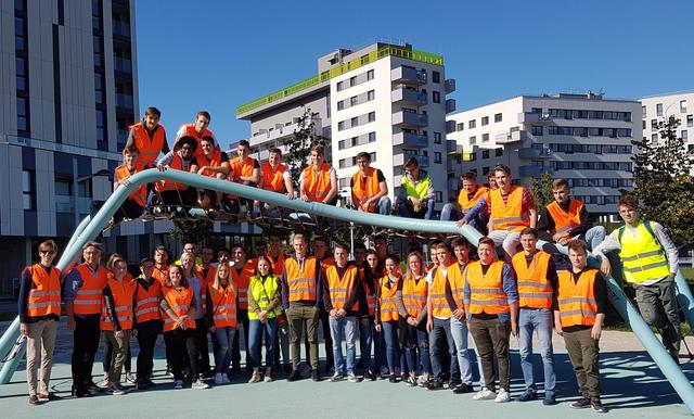 Bautechnik-Schüler in der Seestadt Aspern