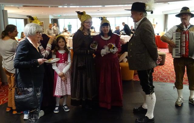 Goldhauben an Bord der AVALON | Foto: Mauthausen Tourismus