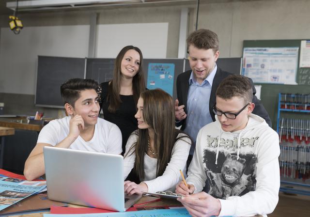 Politik sieht erhebliches Potential für die Lehrausbildung bei Maturantinnen und Maturanten. | Foto: Symbolfoto: MEV