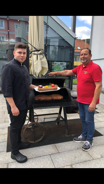 "Papa Joe's" neue Ribs, Sergio Marius und Gerald Donnerer. | Foto: Papa Joes