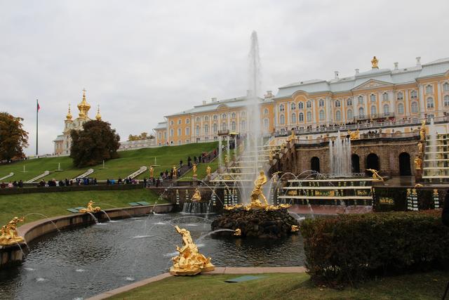 Peterhof - Fontänen