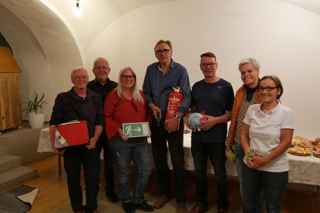 Aktive Nachbarschaftshilfe: Johann Arzberger, Gerhard Kelz, Beate Nussgraber, Obmann Josef Krogger, Georg Zangl, Manuela Micowetz, Heidrun Picha (v.l.)