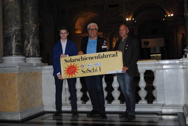 V.l.n.r.: David Zoidl, Wilhelm-Christian Erasmus, DI Ansbert Sturm | Foto: privat