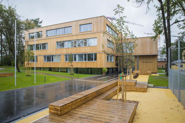 Die um 13,5 Millionen Euro errichtete Josef-Rehrl-Schule in Lehen fördert gelebte Inklusion.