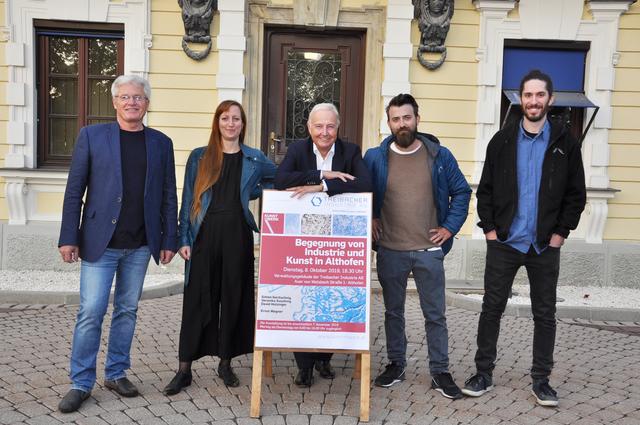 Die Künstler Ernst Wagner und Veronika Suschnig, TIAG-Vorstand Alexander Bouvier sowie die Künstler David Holzinger und Simon Goritschnig bei der Vernissage am 8. Oktober 2019 