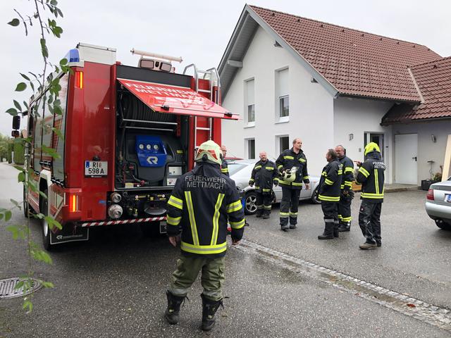 Die Feuerwehren konnten nach kurzem Einsatz bereits wieder einrücken.