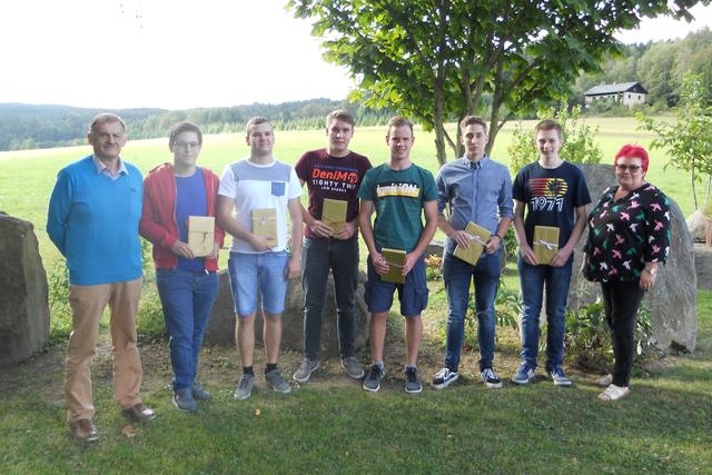 Gemeinde Münichreith-Laimbach: Karl Reithner, Nicolas Schinagl, Lukas Mittmasser, Bernhard Jagsch, Patrick Kürner, Sebastian Kern, Philipp Mühlberger und Erika Gruber | Foto: Gemeinde Münichreith-Laimbach