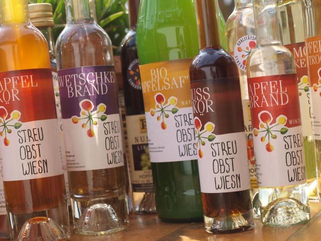 Außer ca. 100 verschiedenen Apfelsorten zum Verkosten wird es auch die große Palette der Produkte auf Burg Forchtenstein zum Verkosten geben. | Foto: Wieseninitiative