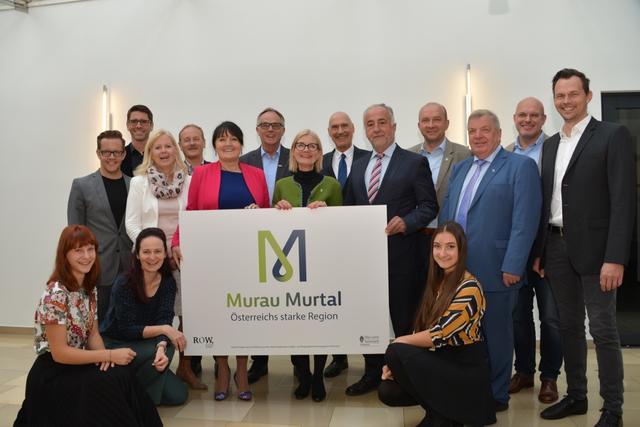 Gemeinsam Stärke zeigen wollen die Bezirke Murau und Murtal. Das Regionalmanagement Obersteiermark West lud zur Präsentation von Philosophie und Logo ins Schloss Gabelhofen ein.