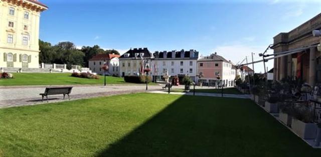 Schloss Park