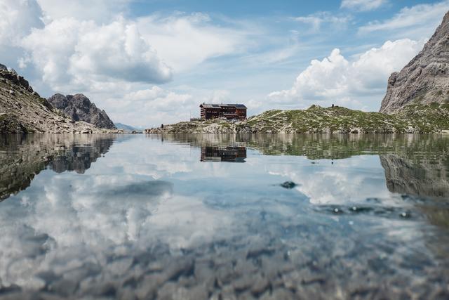 Karlsbader Hütte mit dem Laserzsee gewann die Tiroler Vorwahl zur Sendung "9 Plätze, 9 Schätze".