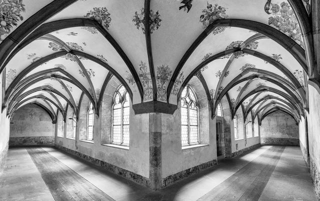 Bild 435: "Kreuzgang" - 40 Punkte  | Foto: © by Renate Dalnodar