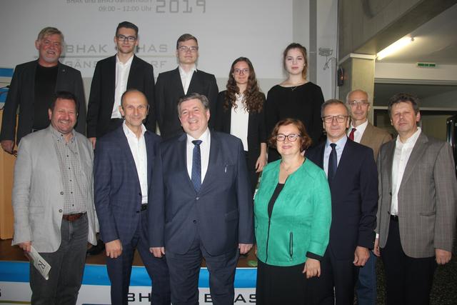 Vertreter von Schulen und Wirtschaft beim Netzwerk:Forum