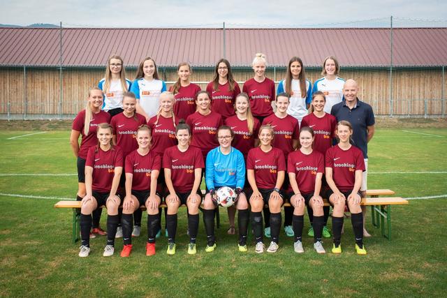 Die Frauen der FSG Südliches Waldviertel rund um die sportliche Leiterin Katrin Höfinger (vorne 3.v.l.) setzen auf Teambuilding.